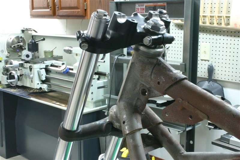 mock-up, CX500 forks, triples 002 (Medium).jpg