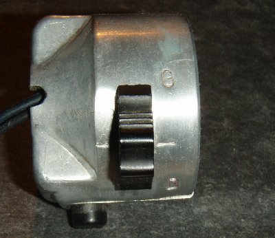 t_right_side_light_switch_194.jpg